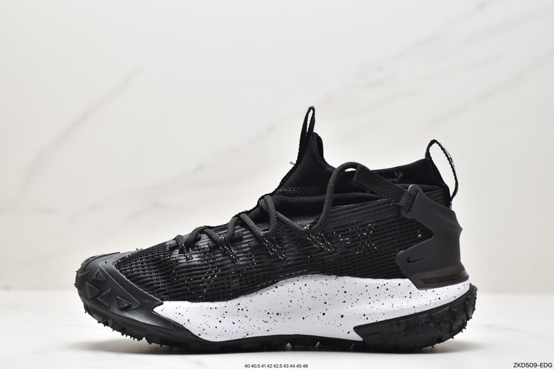 NIKE ACG MOUNTIAN FLY 2 LOW