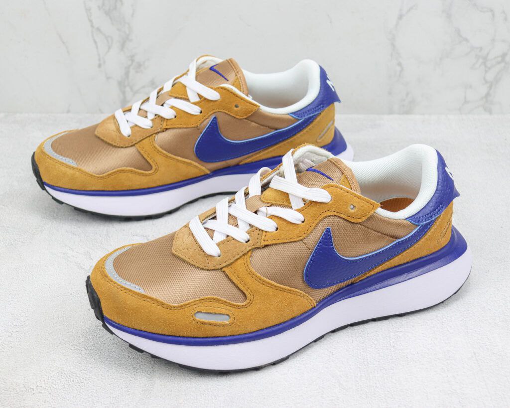 NIKE PHOENIX WAFFLE