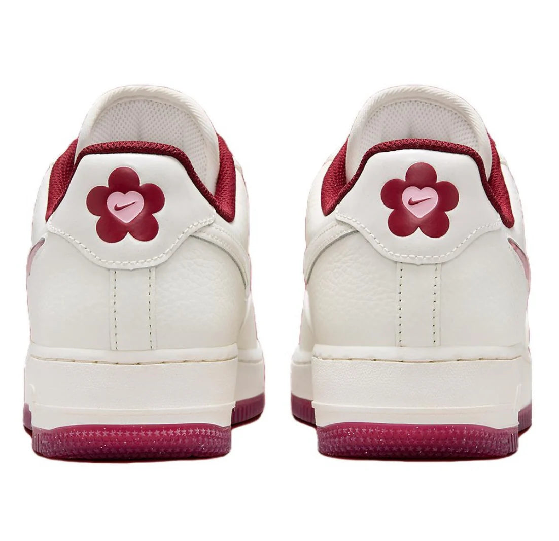 NIKE AIRFORCE VALENTINE`S DAY 2024