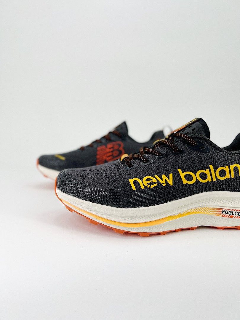 New Balance FuelCell SuperComp Trail