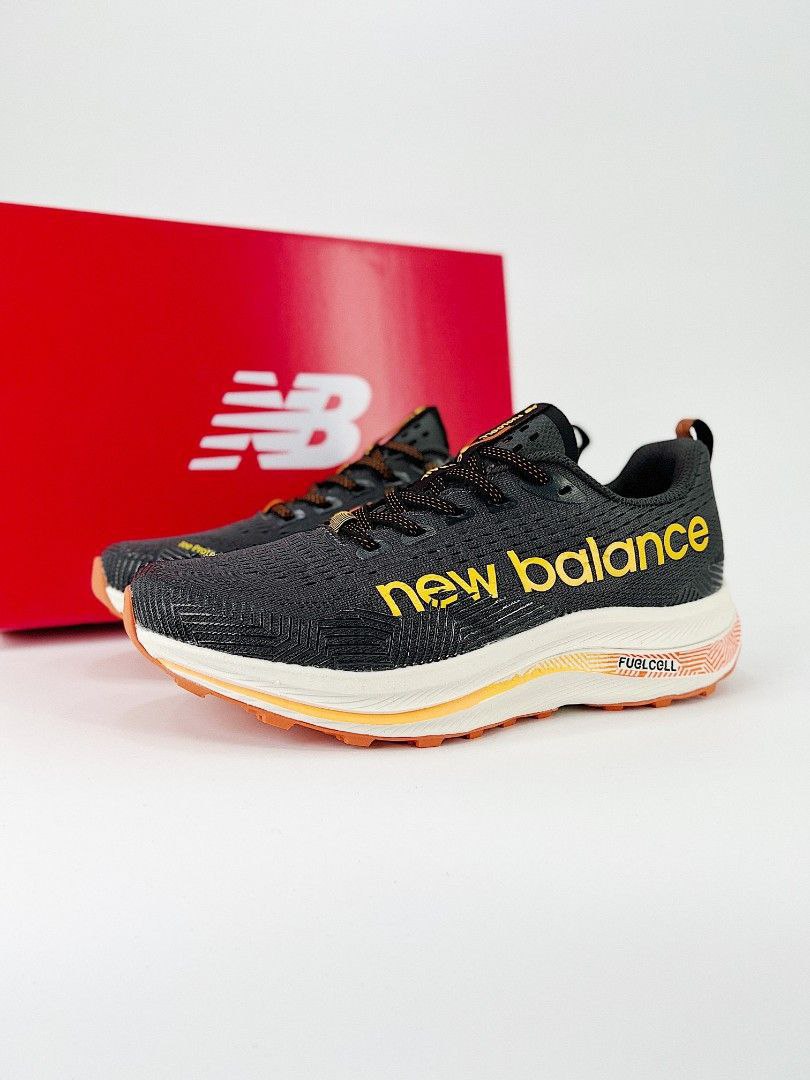 New Balance FuelCell SuperComp Trail